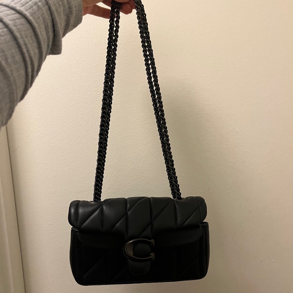 Black Hardware Tabby 20 With Quilting Shoulder Bag